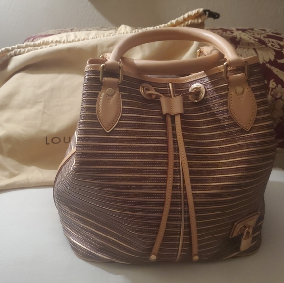 BRAND NEW. NEVER USED.Louis Vuitton Eden Neo Noe Peche  VINTAGE - Picture 1 of 10